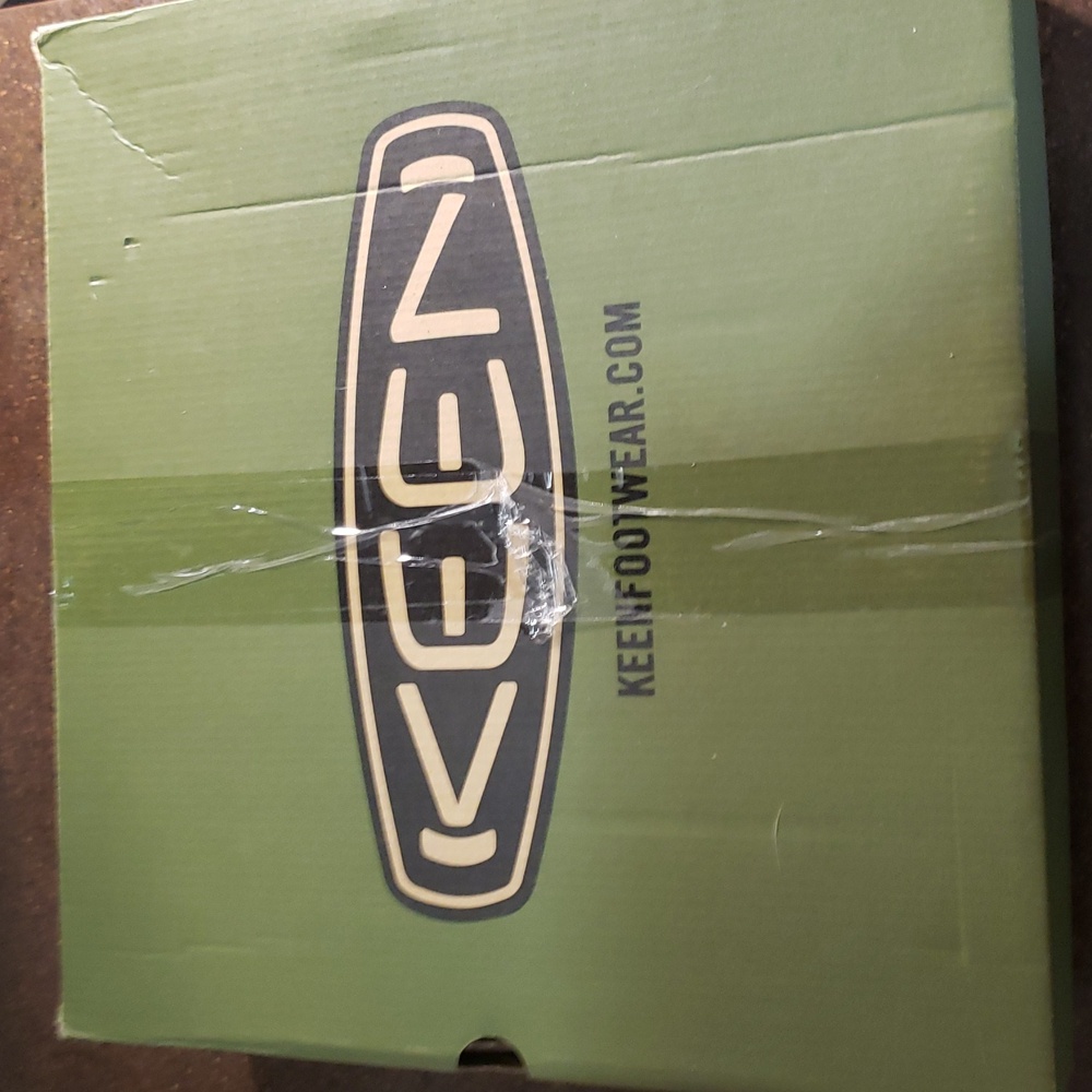 KEEN Woman's Boots KEEN Greta Plaid Tall Boot Waterproof. Size 6. - Picture 13 of 14